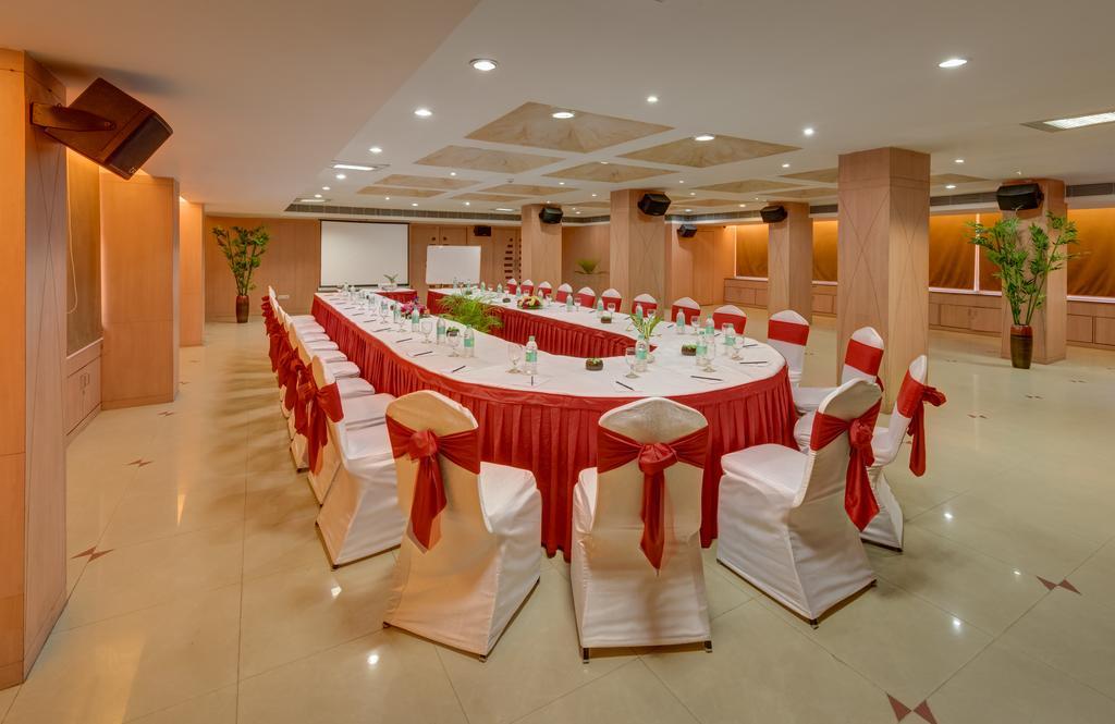 Cygnett Inn Repose Guwahati Ngoại thất bức ảnh