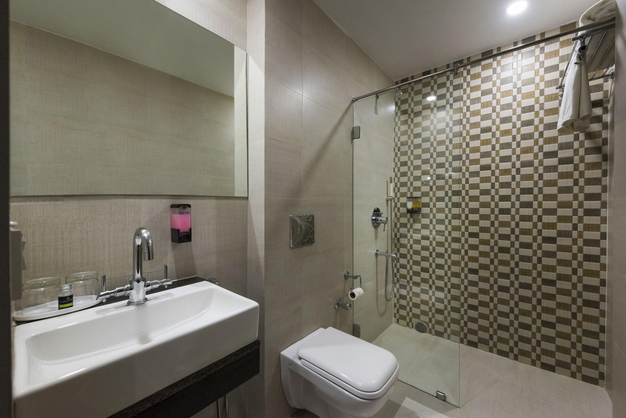 Cygnett Inn Repose Guwahati Ngoại thất bức ảnh