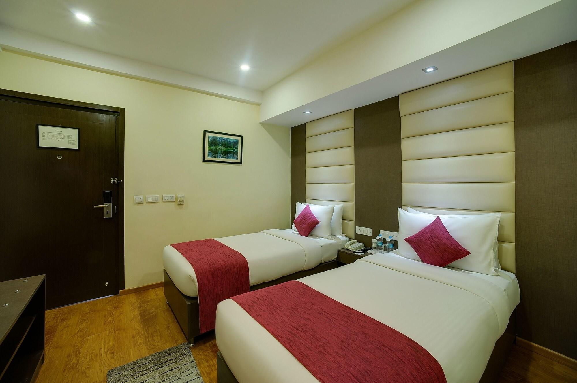 Cygnett Inn Repose Guwahati Ngoại thất bức ảnh